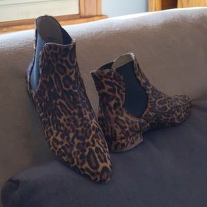 Enzo Angiolini Leopard Booties